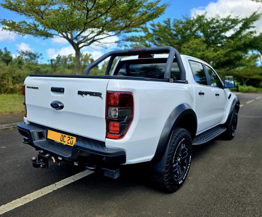 FORD RAPTOR  2020 - 5 - Pickup trucks (4x4 & 4x2)  on Aster Vender