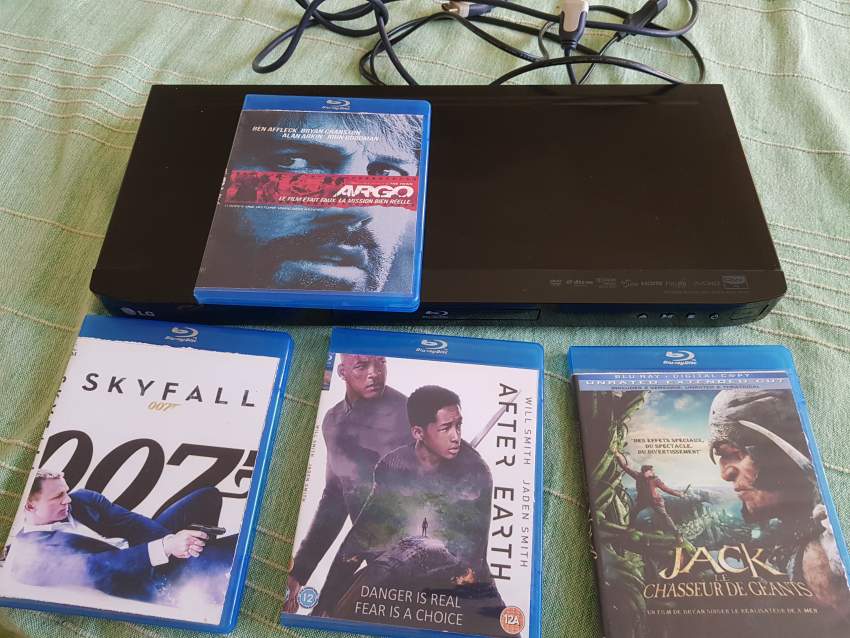 LG Blu Ray DVD DIVX player on Aster Vender