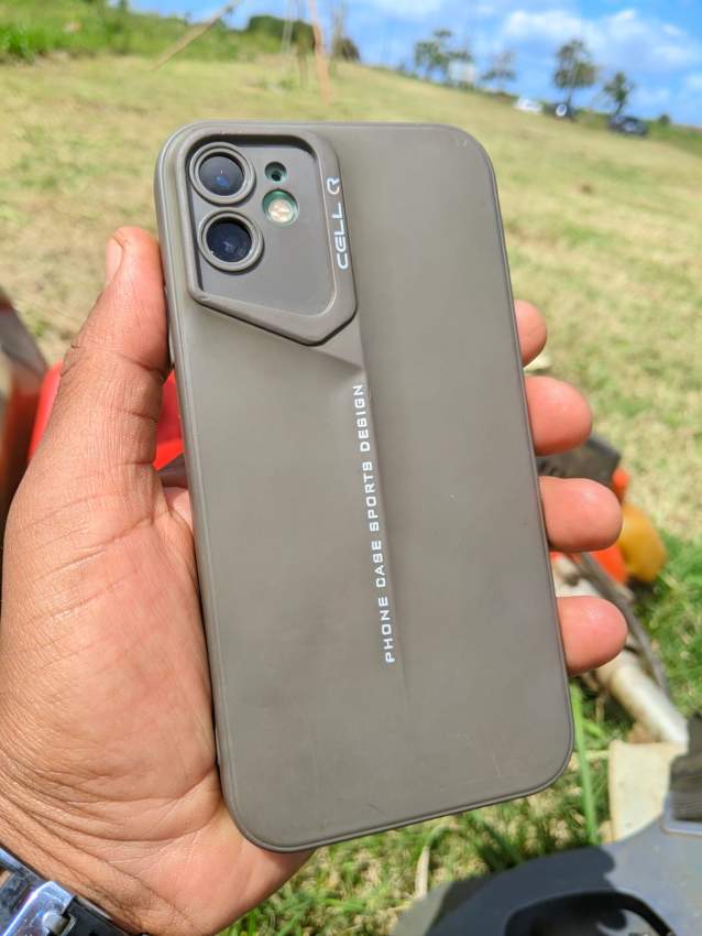 iPhone 11 - 2 - iPhones  on Aster Vender