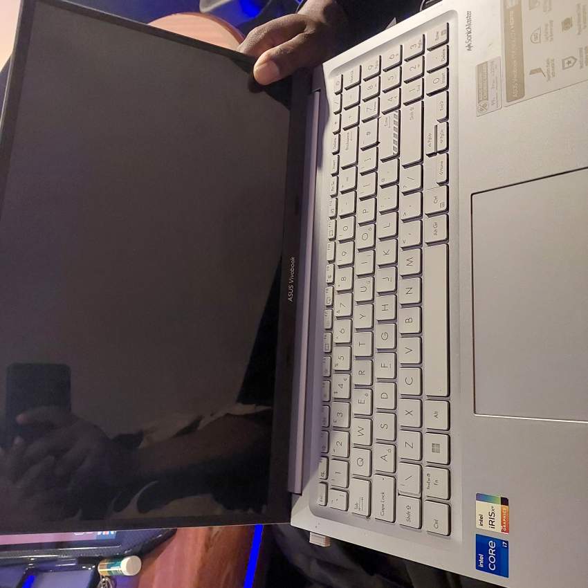 Asus I7 core - 2 - Laptop  on Aster Vender