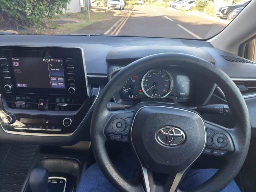 Toyota Corolla Sport Hybrid 2021 - 6 - Family Cars  on Aster Vender