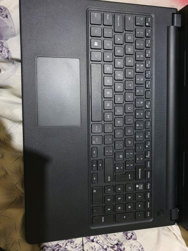 Laptop Dell - 1 - Laptop  on Aster Vender