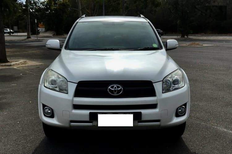 2011 toyota RAV4 Manual Drive - 2 - Family Cars  on Aster Vender