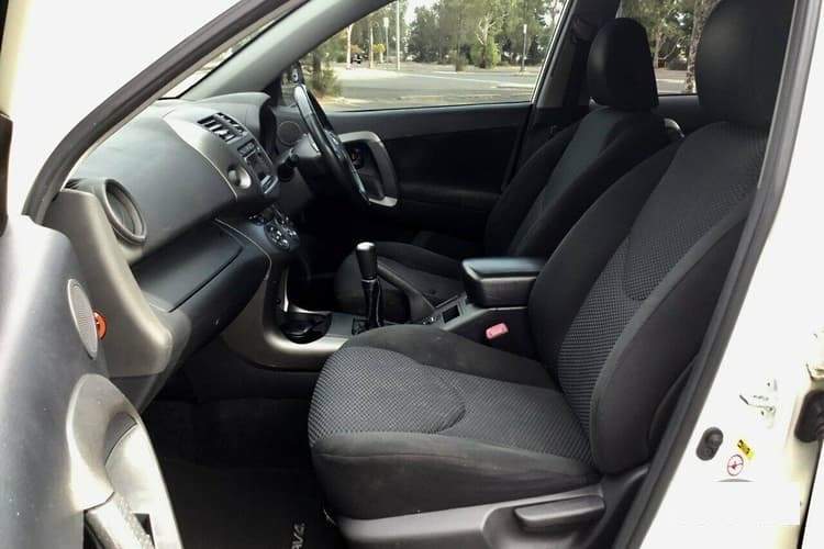 2011 toyota RAV4 Manual Drive - 6 - Family Cars  on Aster Vender