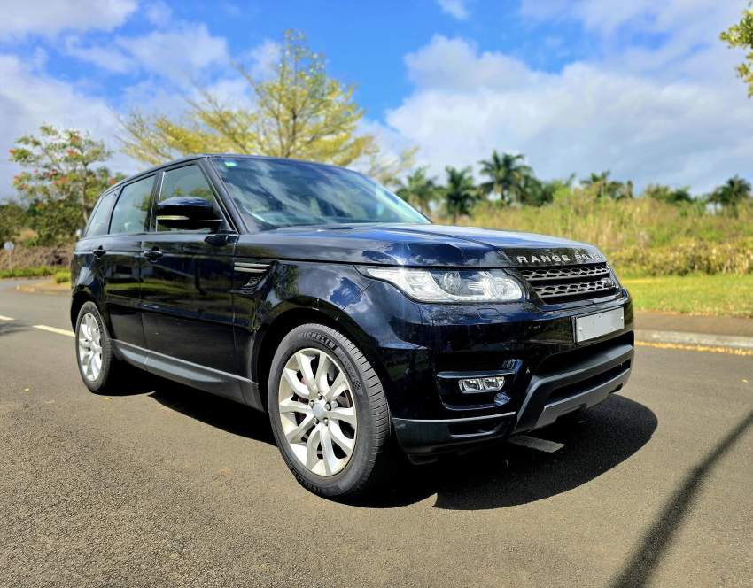 RANGE ROVER SPORT 3.0 TDV6 2017 - 1 - SUV Cars  on Aster Vender