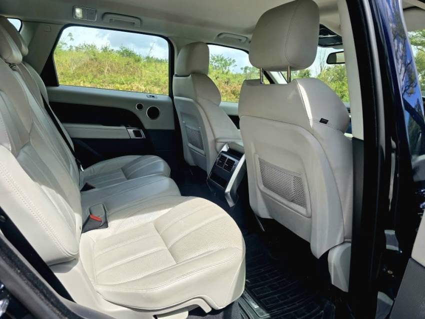 RANGE ROVER SPORT 3.0 TDV6 2017 - 6 - SUV Cars  on Aster Vender