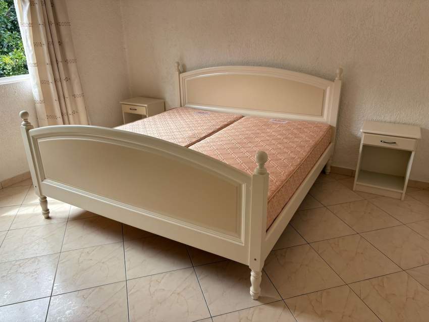 LIT + ARMOIRE + TABLES BASSES - 0 - Bedroom Furnitures  on Aster Vender