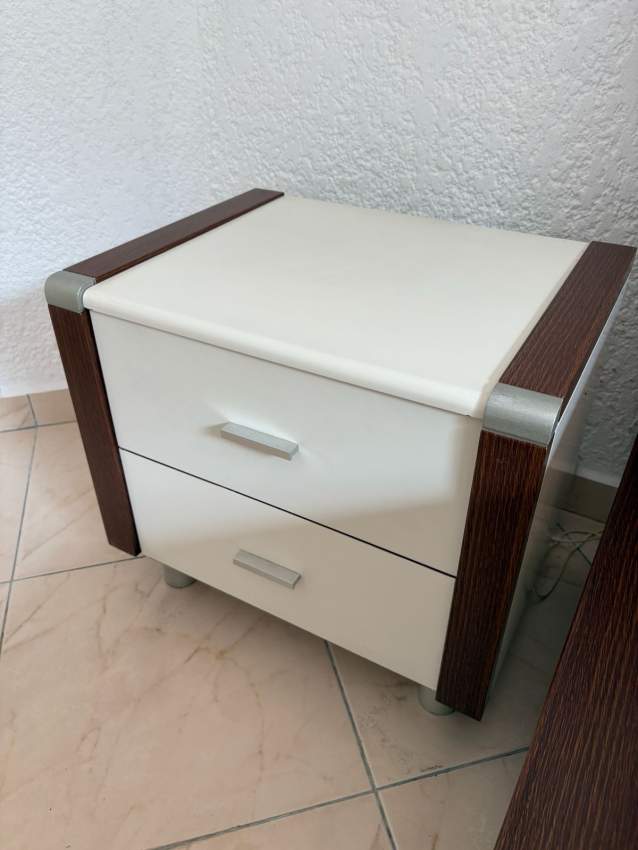 LIT + ARMOIRE + TABLES BASSES + BUREAU - 3 - Bedroom Furnitures  on Aster Vender