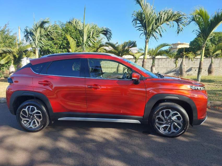 Suzuki Fronx GLX – 2025 - 1 - Family Cars  on Aster Vender