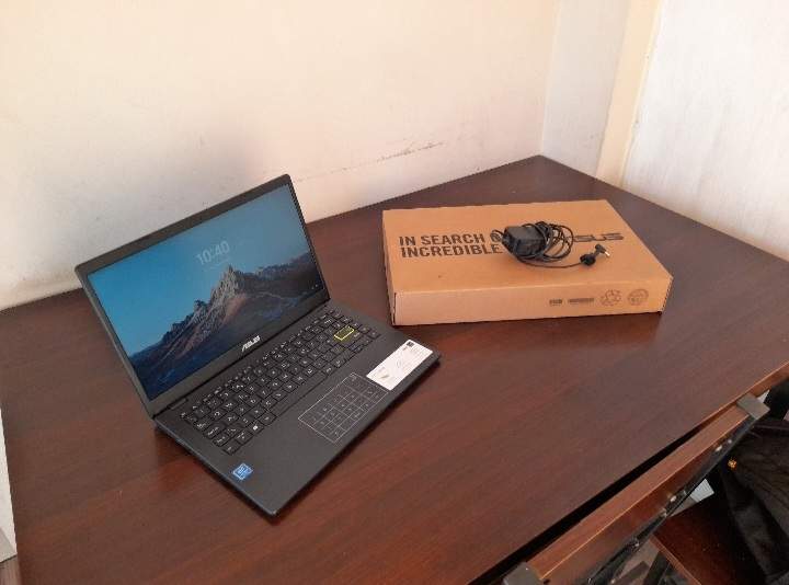 Asus e410ma - 1 - Laptop  on Aster Vender