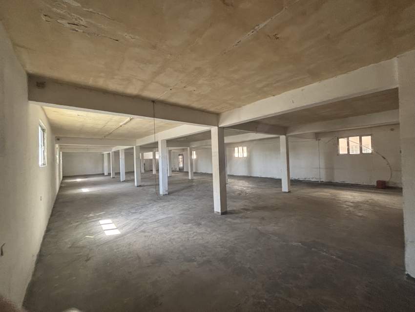 Emplacement à louer à Goodlands - 1 - Commercial Space  on Aster Vender