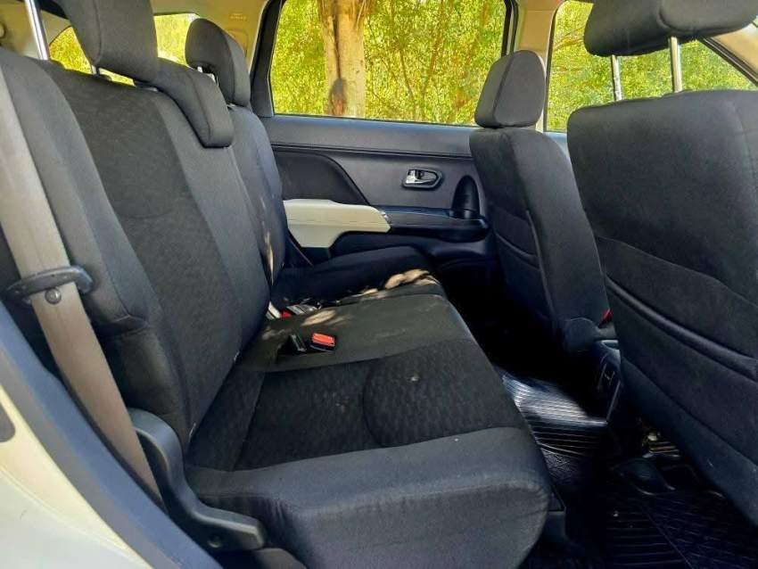 TOYOTA RUSH  S PACKAGE 7 SEATER FACELIFT 2019 - 4 - Family Cars  on Aster Vender