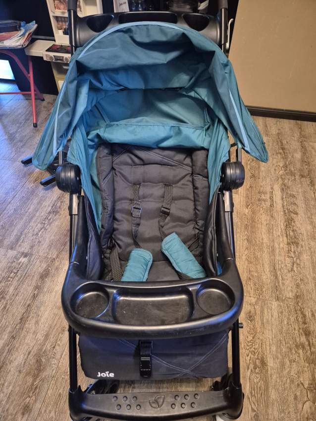 Car seat and stroller set JOIE - 2 - Kids Stuff  on Aster Vender