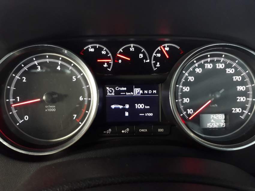 2012 Peugeot 508 1.6 - 9 - Family Cars  on Aster Vender