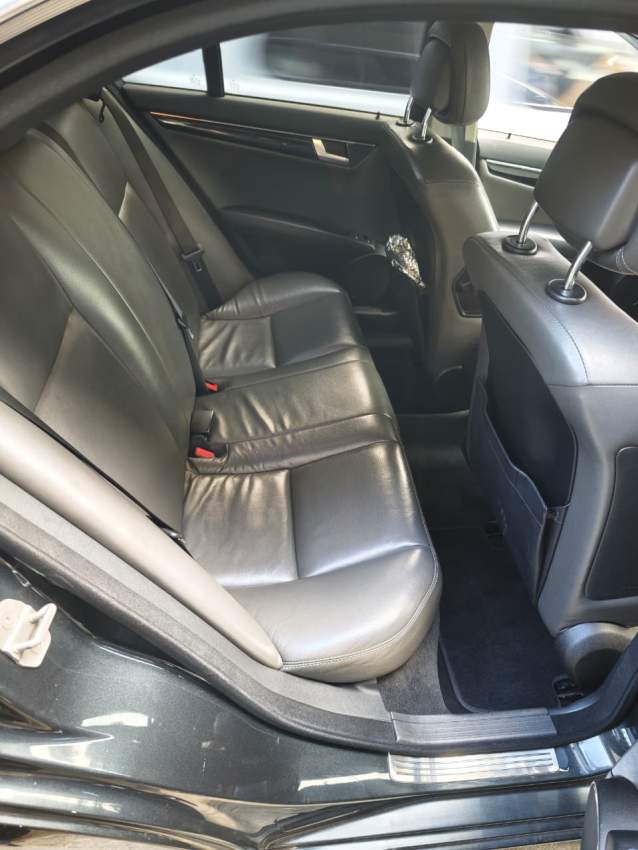 Mercedes-Benz W204 C180 (2013) - 5 - Luxury Cars  on Aster Vender