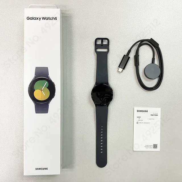Samsung Galaxy Watch5 40mm 4G LTE Smart Watch, Graphite