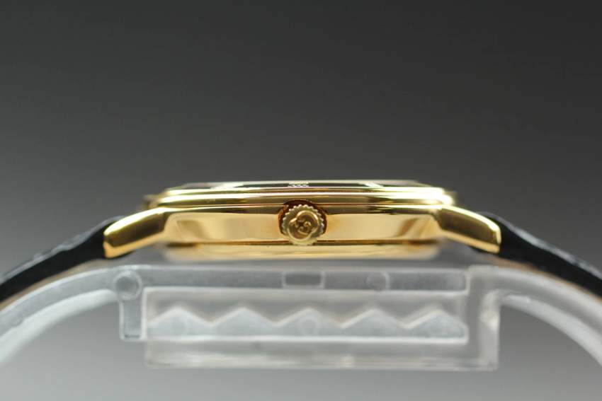 GUCCI Watch - 5 - Others  on Aster Vender