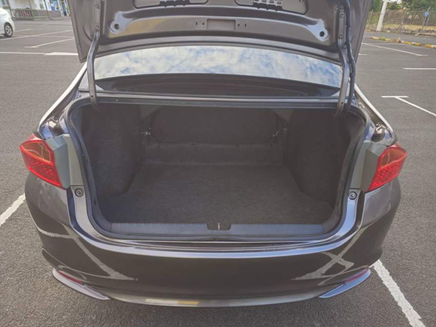 Honda Ballade – 2014 (Manual) - 14 - Family Cars  on Aster Vender