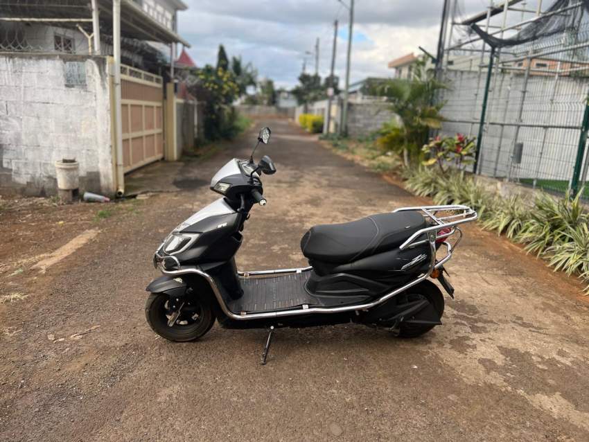 Electric Scooter - 0 - Electric Scooter  on Aster Vender