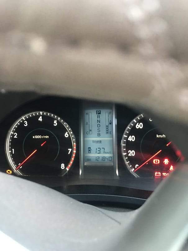 ALLION YR 2011 - 3 - Family Cars  on Aster Vender