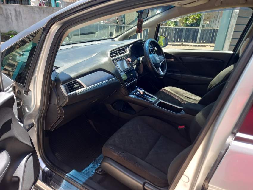 Honda shuttle 2016 - 8 - Family Cars  on Aster Vender