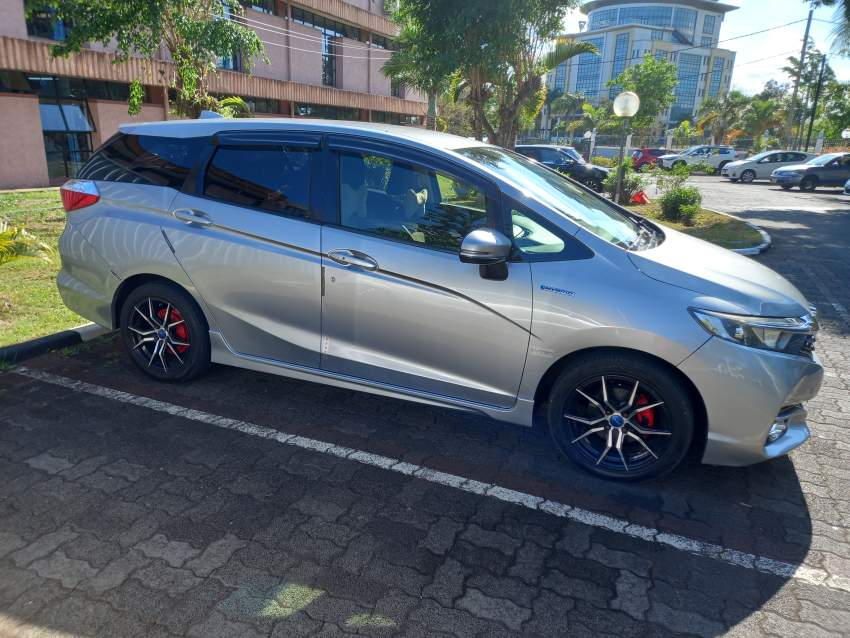 Honda shuttle 2016 - 3 - Family Cars  on Aster Vender