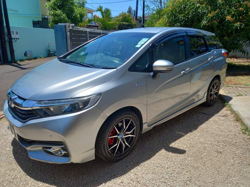 Honda shuttle 2016 - 7 - Family Cars  on Aster Vender