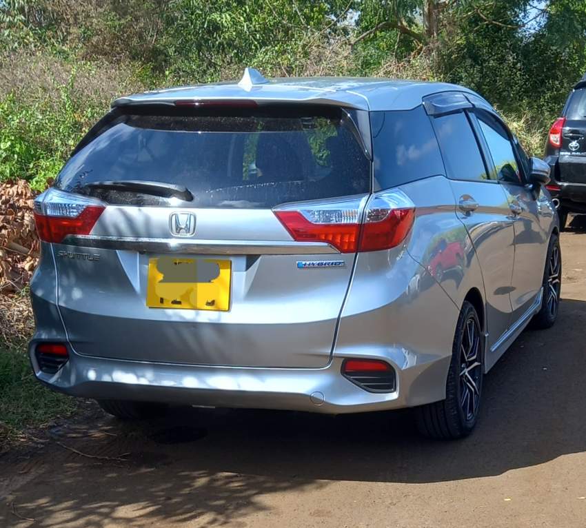 Honda shuttle 2016 - 1 - Family Cars  on Aster Vender