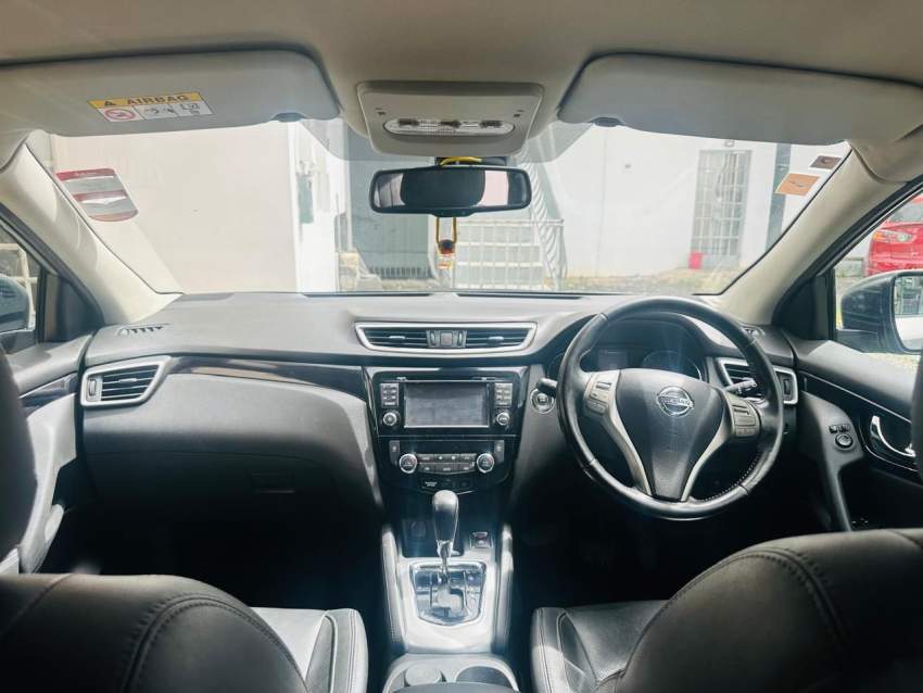 Nissan Qashqai 1.6 – 2017 - 4 - SUV Cars  on Aster Vender
