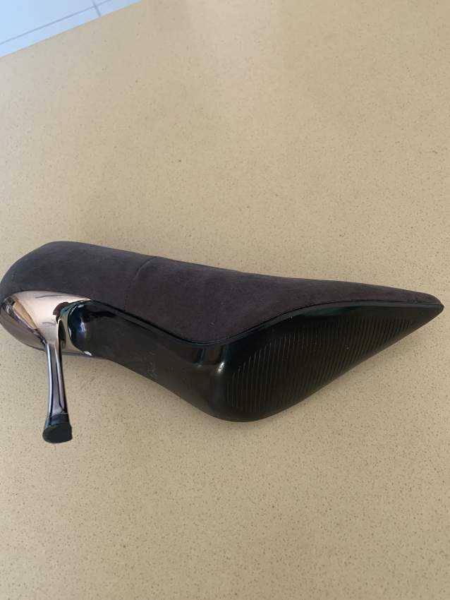 Shoes - 1 - Others  on Aster Vender