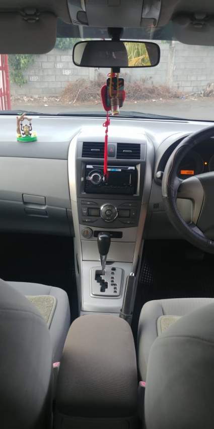 TOYOTA GLI COROLLA 08. EXCELLENTE ETAT - 5 - Luxury Cars  on Aster Vender