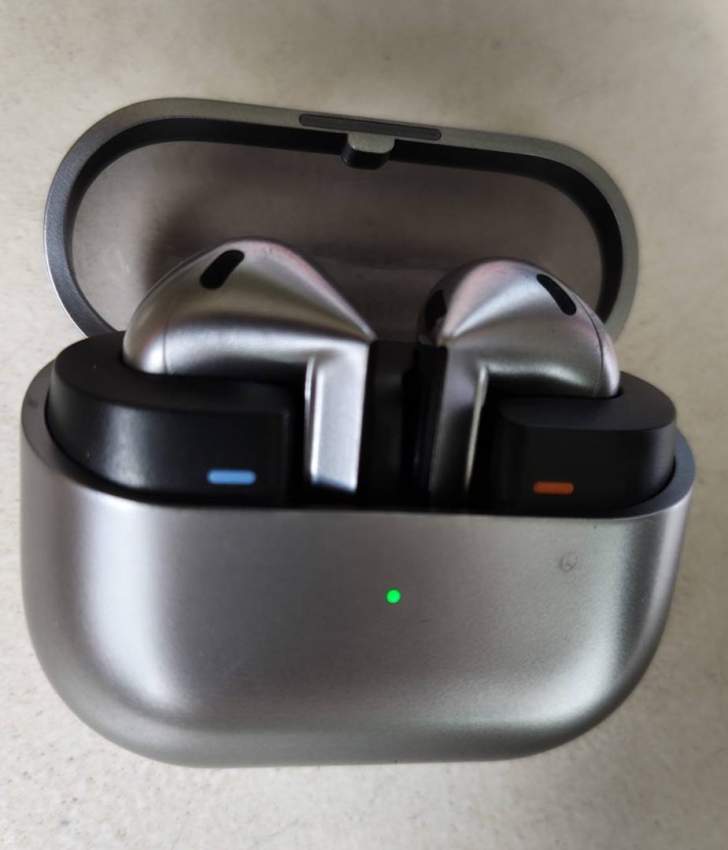 ÉCOUTEURS SAMSUNG BUDS 3 SILVER