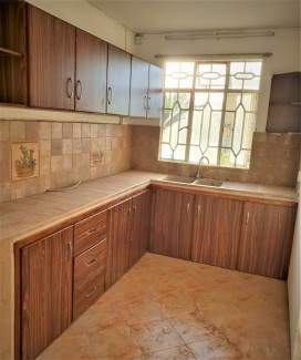 OFFICE FOR RENT in WARD 4 PORT LOUIS - 4 - Office Space  on Aster Vender