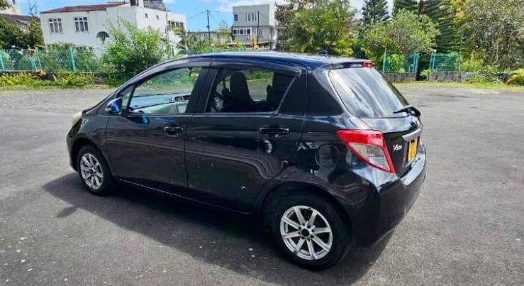 Toyota Vitz 2011 - 4 - Compact cars  on Aster Vender