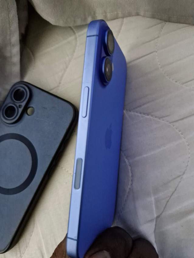 Iphone 16 - 2 - iPhones  on Aster Vender