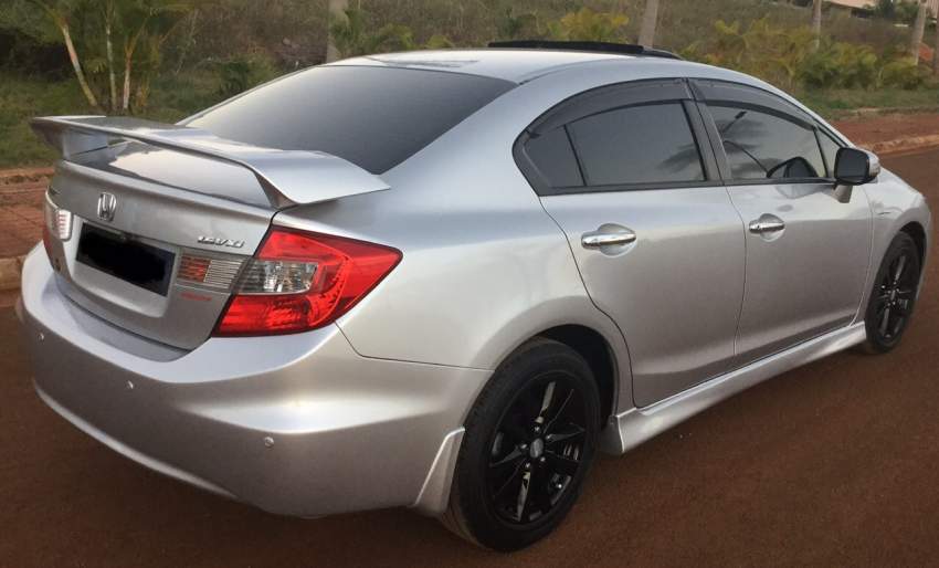 Honda Civic  - 4 - Family Cars  on Aster Vender