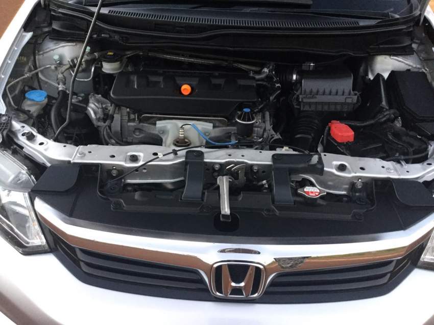 Honda Civic  - 8 - Family Cars  on Aster Vender