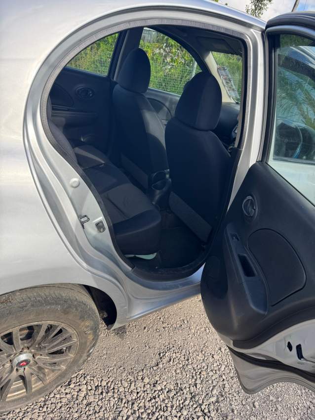 Nissan March 2013 - 2 - Compact cars  on Aster Vender