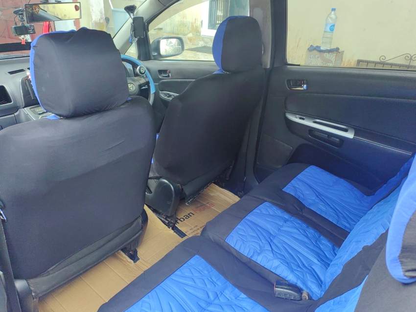 Toyota Wish 2005 (7-Seater) - 4 - Family Cars  on Aster Vender