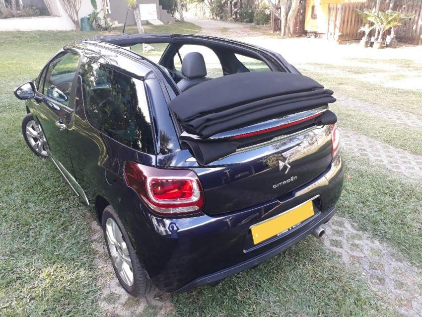 2014 Citroen DS 3 Cabriolet - 5 - Sport Cars  on Aster Vender