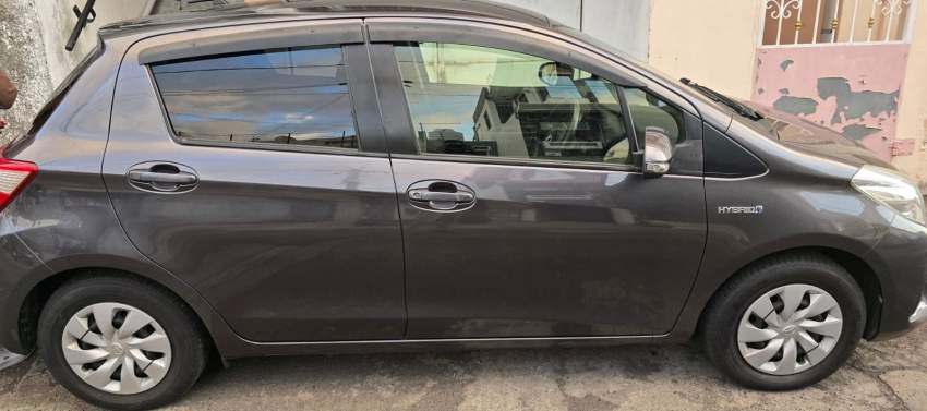 Toyota Vitz Hybrid (2019) - 1 - Compact cars  on Aster Vender