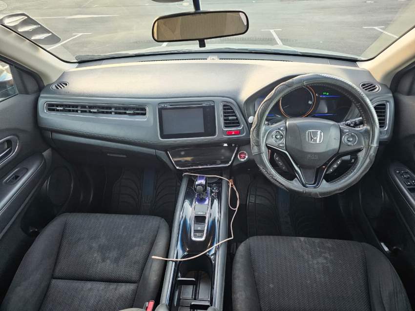 Honda Vezel Hybrid (Year 2014) - 8 - SUV Cars  on Aster Vender