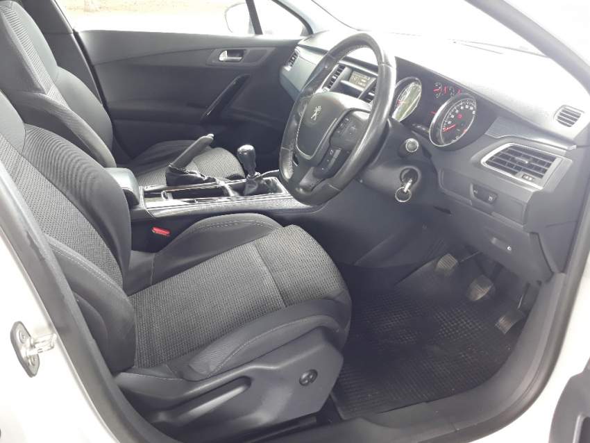 2013 Peugeot 508 1.6 - 7 - Luxury Cars  on Aster Vender