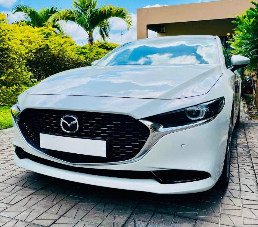 Mazda 3 Sedan High (Nov 2024) - 1 - Family Cars  on Aster Vender