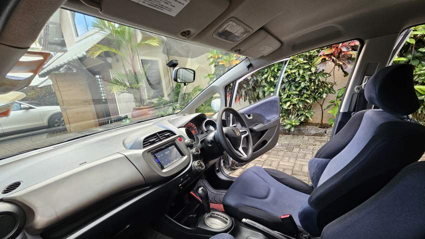 Honda Fit 2012 - 6 - Compact cars  on Aster Vender