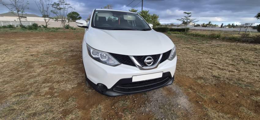 Nissan Quashai - 7 - SUV Cars  on Aster Vender