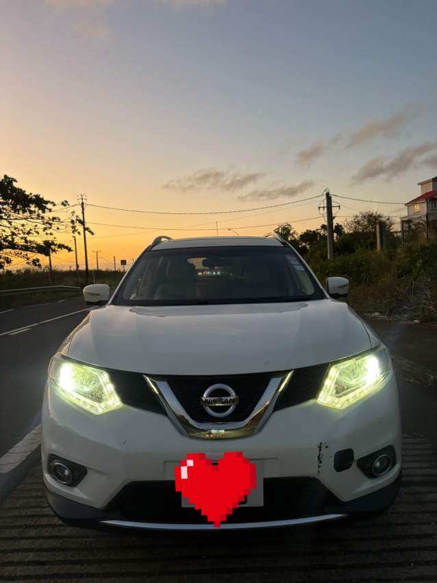 Nissan X-Trail 2016 (7-Seater) - 0 - SUV Cars  on Aster Vender