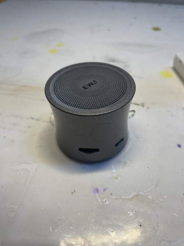 EWA A104 Bluetooth speaker - 1 - Portable wireless speakers  on Aster Vender