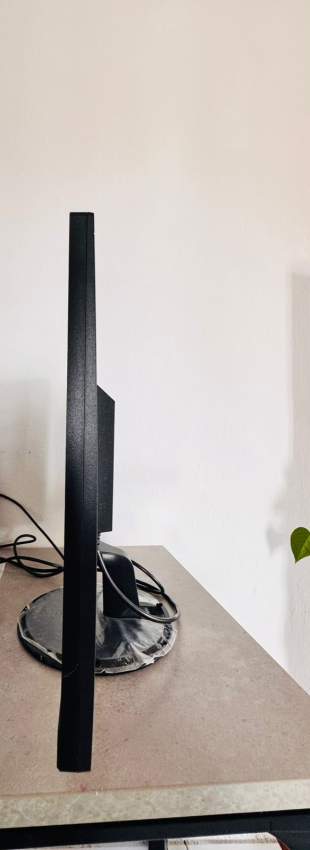 Lenovo D27-30  Screen - 1 - LED Monitor  on Aster Vender