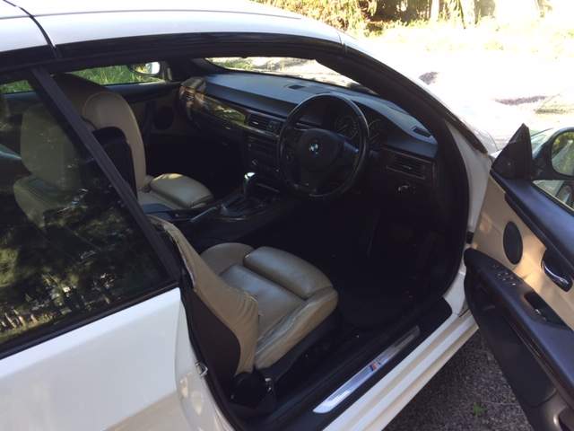 For sale BMW 325i Convertible (E93) - 2 - Luxury Cars  on Aster Vender